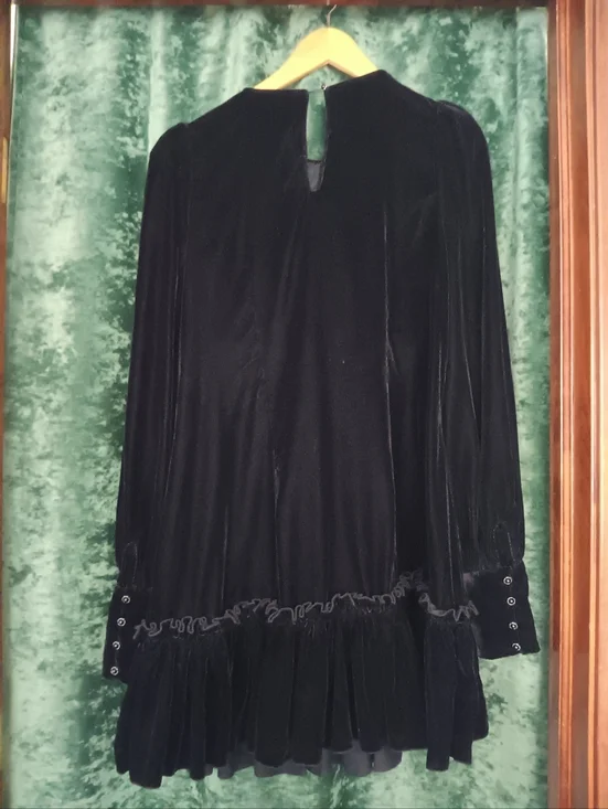 The Vampire’s Wife x H&M Black Velvet Bow Mini Dress M Long Sleeve Ruffle - Picture 3 of 7